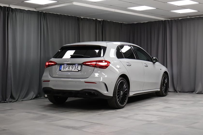 Bild 2 av Mercedes-Benz A 250 e