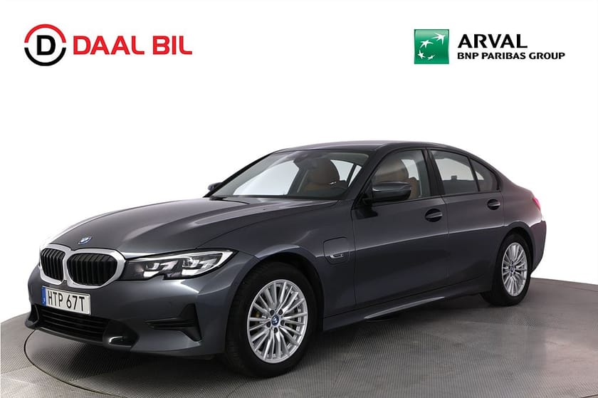 Bild 1 av BMW 330e xDrive Sedan