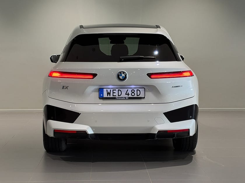 Bild 4 av BMW iX xDrive50