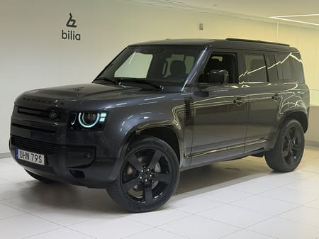 Land Rover Defender P300e PHEV