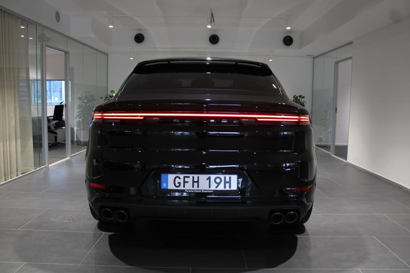 Bild 4 av Porsche Cayenne E-Hybrid Coupé