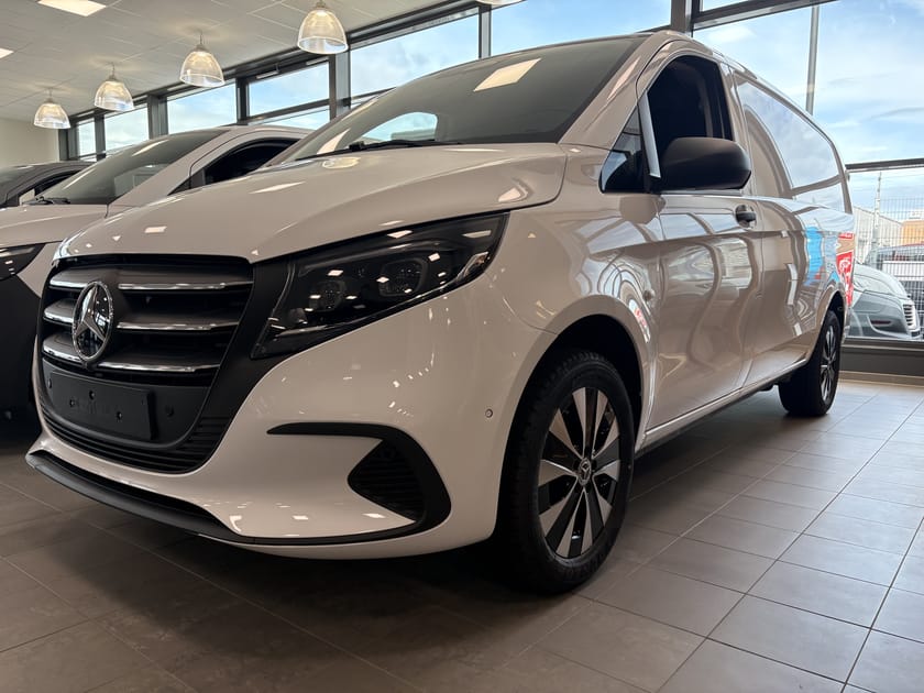Bild 1 av Mercedes-Benz Vito 116 CDI 4x4 2.8t