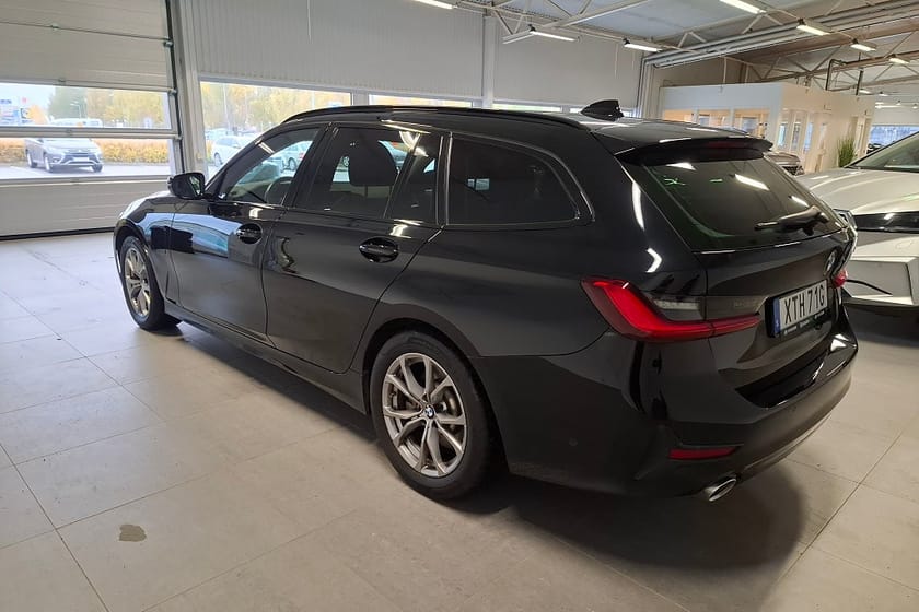 Bild 5 av BMW 330e Touring