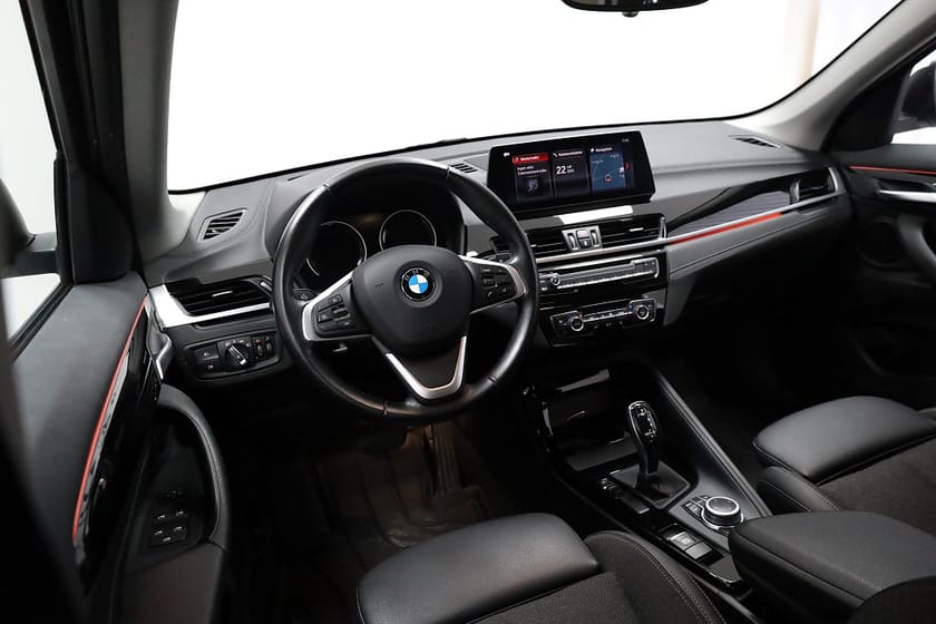 Bild 3 av BMW X1 sDrive20i