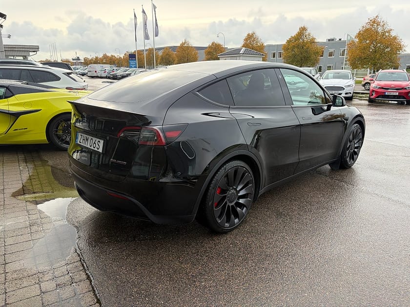 Bild 3 av Tesla Model Y Performance