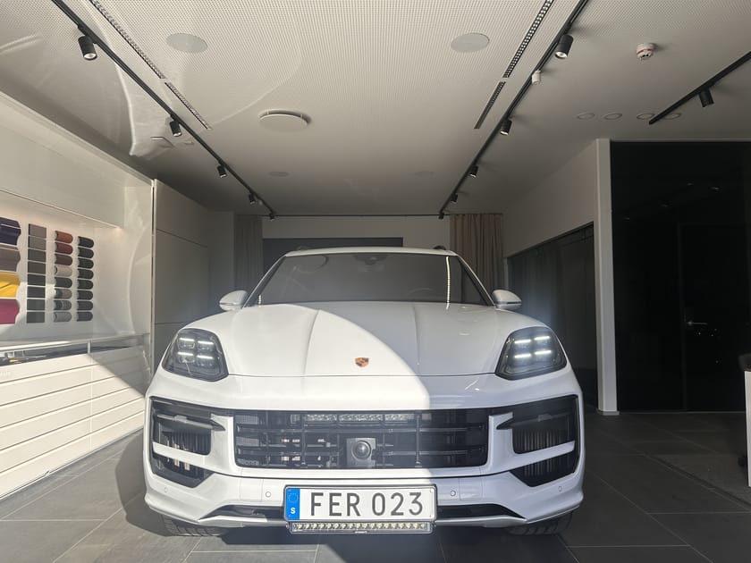 Bild 3 av Porsche Cayenne E-Hybrid