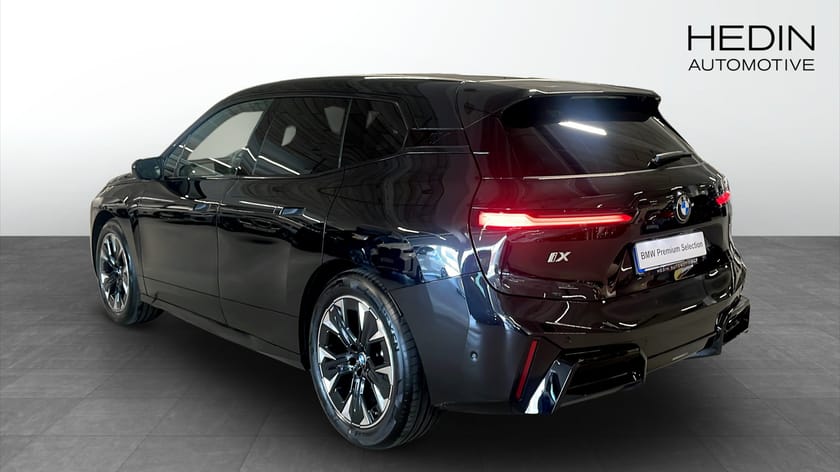 Bild 2 av BMW iX xDrive60
