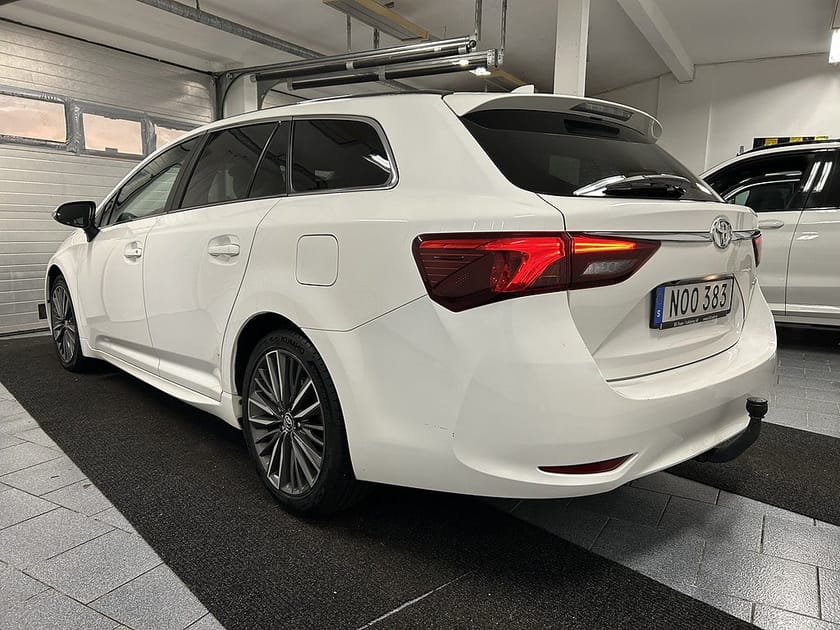 Bild 4 av Toyota Avensis Kombi