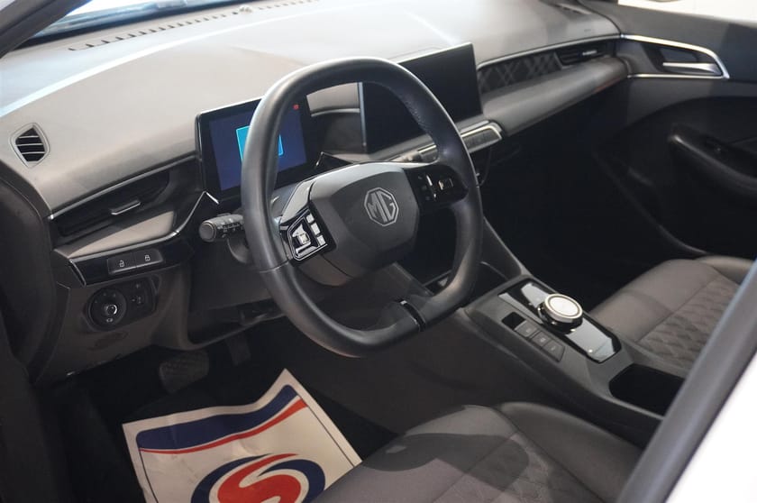 Bild 2 av MG 3 Hybrid+