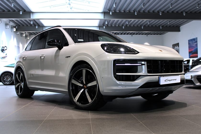 Bild 1 av Porsche Cayenne E-Hybrid