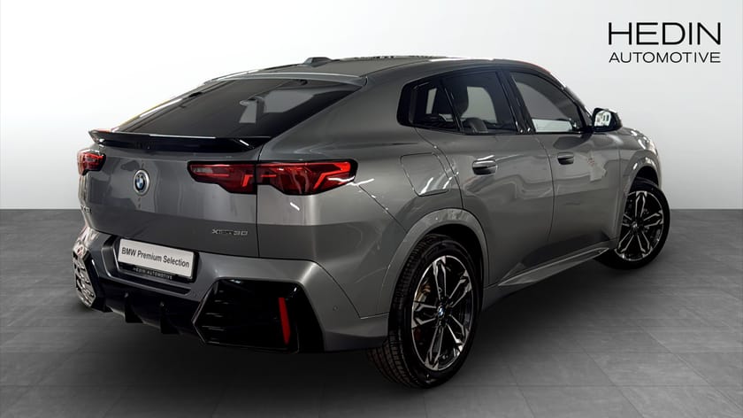 Bild 2 av BMW iX2 xDrive30