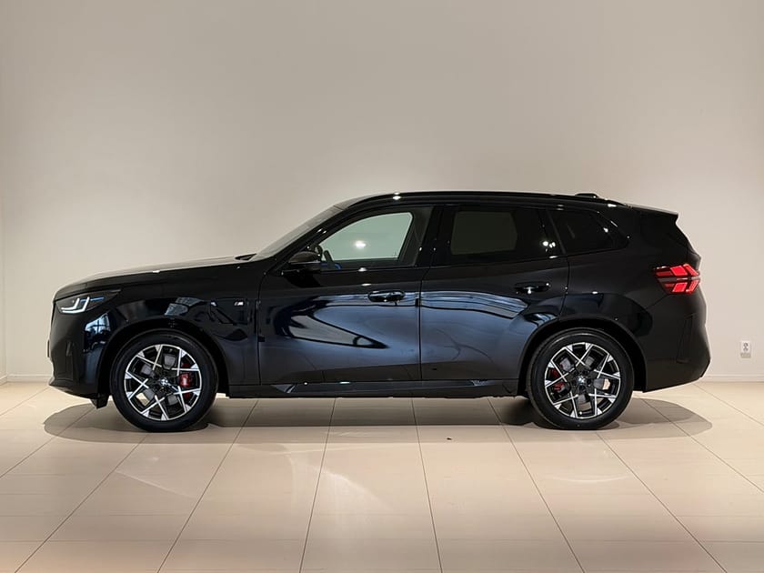 Bild 2 av BMW X3 30e xDrive