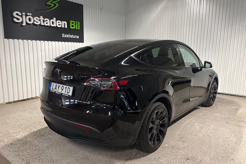 Bild 5 av Tesla Model Y Long Range AWD