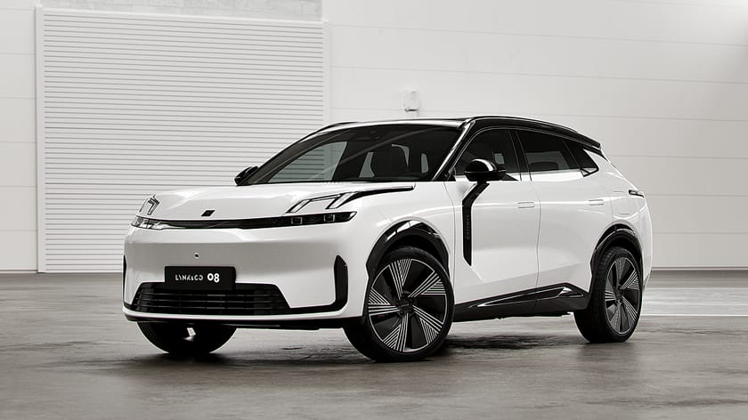 Bild 1 av Lynk & Co 08 More PHEV