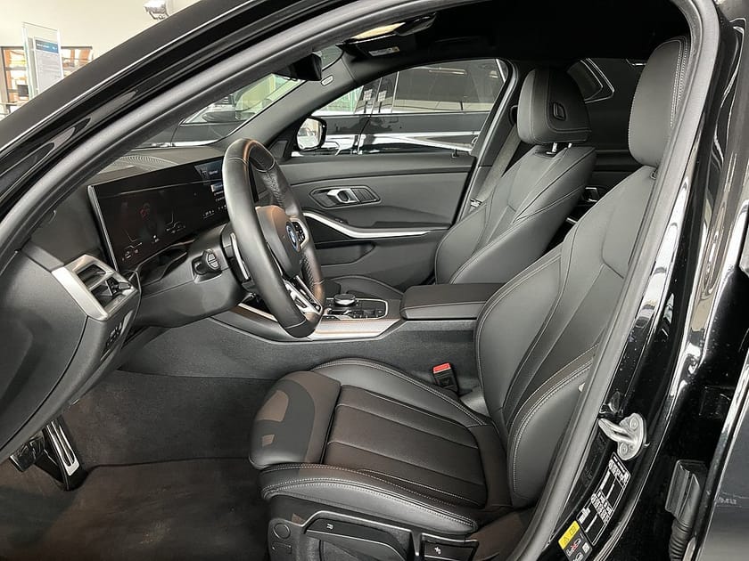 Bild 5 av BMW 330e Touring