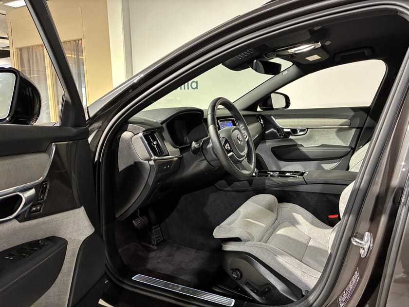 Bild 4 av Volvo V90