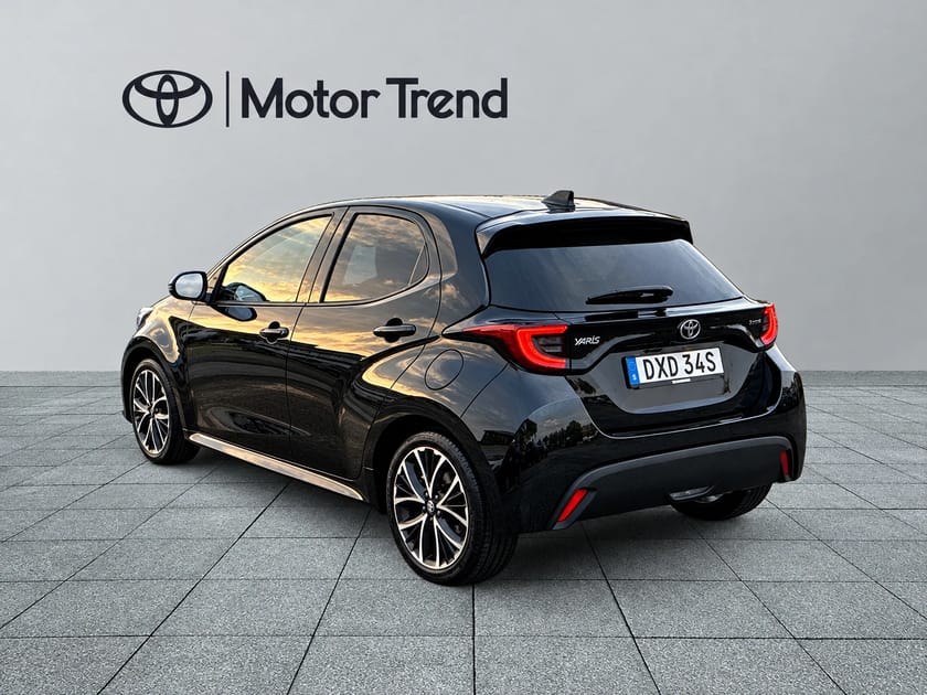 Bild 2 av Toyota Yaris Hybrid 115