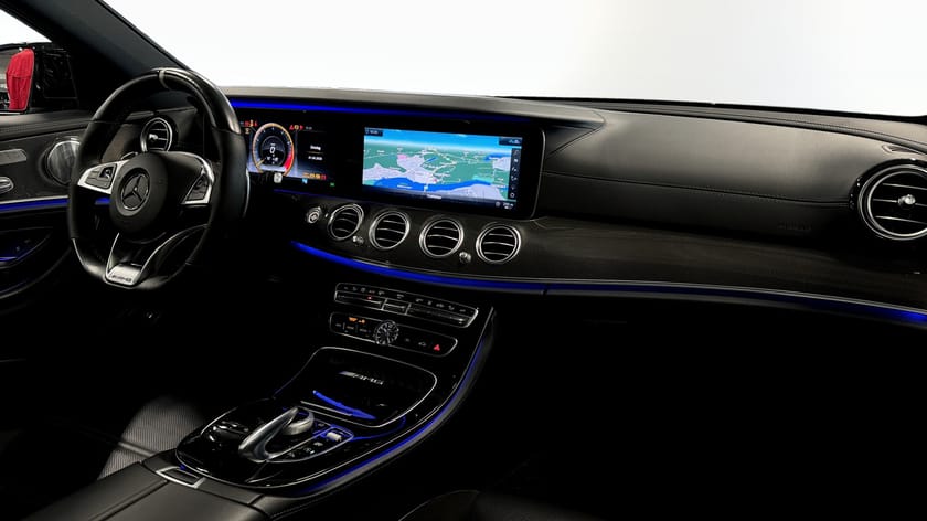 Bild 3 av Mercedes-Benz AMG E 63 S T 4MATIC+