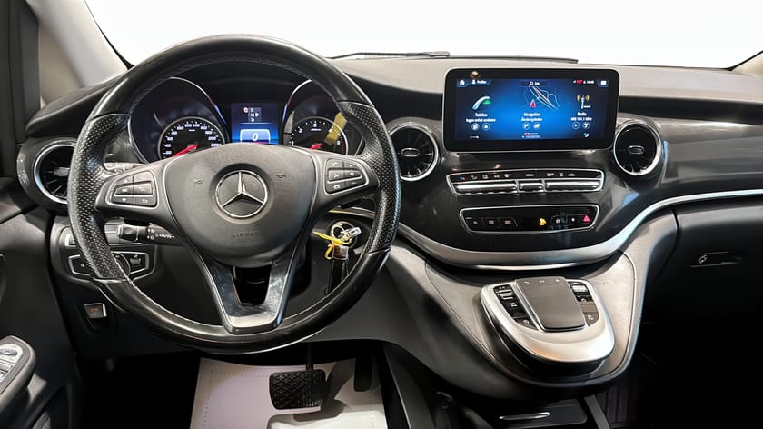 Bild 4 av Mercedes-Benz V 250d 4MATIC 3.2t