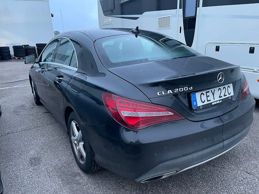 Bild 4 av Mercedes-Benz CLA 200 d