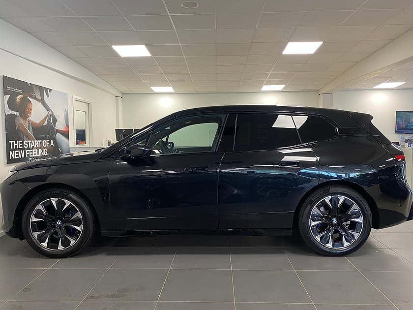 Bild 2 av BMW iX xDrive60