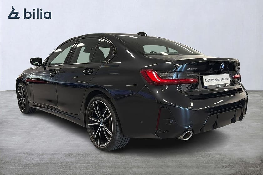 Bild 2 av BMW 330e xDrive Sedan
