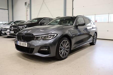 BMW 330e xDrive Touring