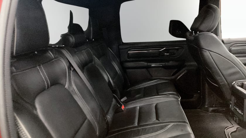Bild 5 av RAM 1500 Dubbelhytt 5'7" box