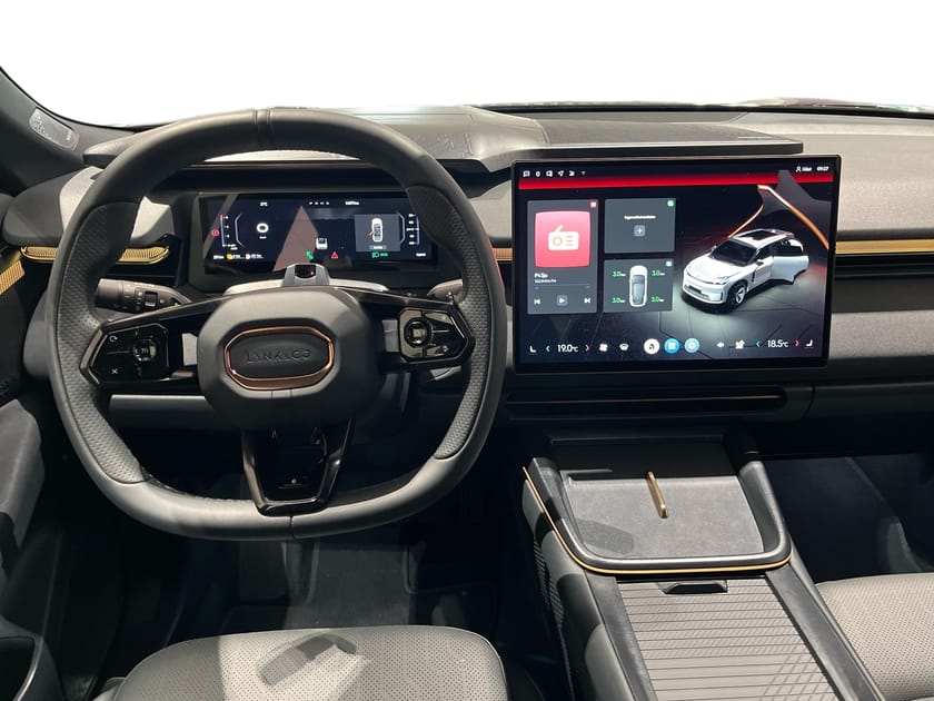 Bild 5 av Lynk & Co 08 PHEV