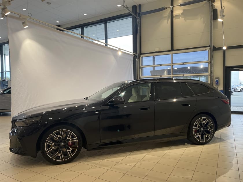 Bild 2 av BMW i5 eDrive40 Touring