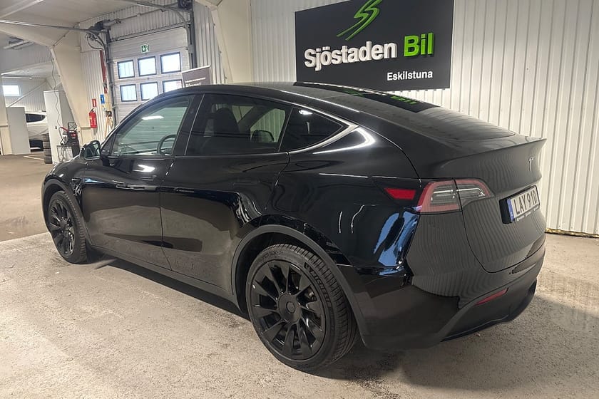 Bild 3 av Tesla Model Y Long Range AWD