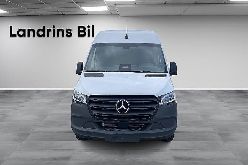 Bild 2 av Mercedes-Benz Sprinter 317 CDI RWD Panel Van