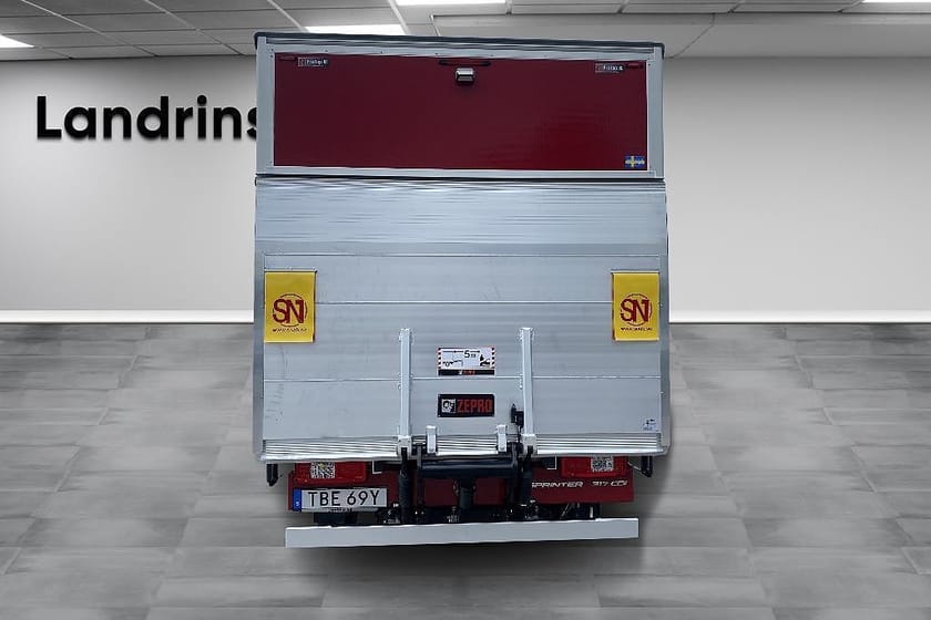 Bild 5 av Mercedes-Benz Sprinter 317 CDI RWD Chassi