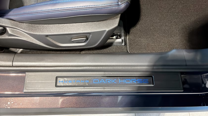 Bild 5 av Ford Mustang Dark Horse