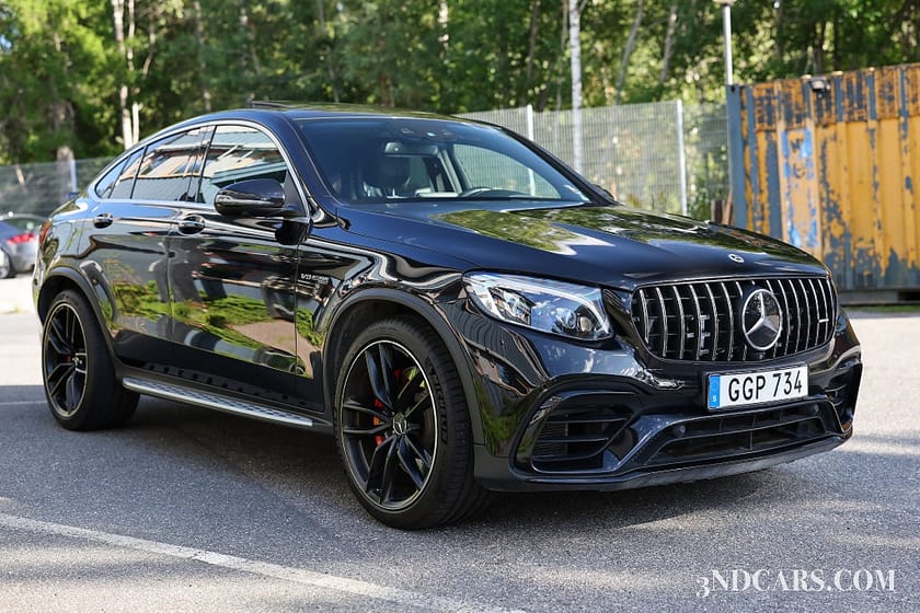 Bild 3 av Mercedes-Benz AMG GLC 63 S Coupé 4MATIC+