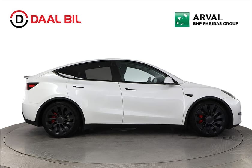 Bild 5 av Tesla Model Y Performance