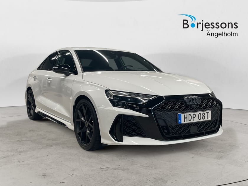 Bild 1 av Audi RS3 Sedan