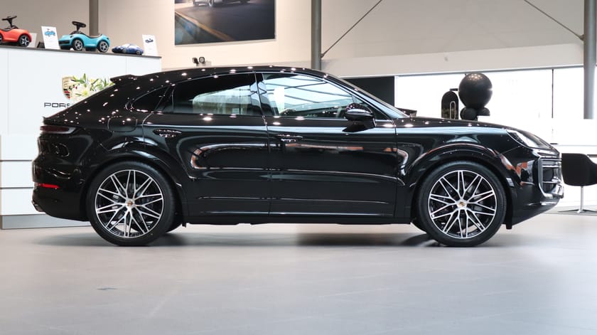 Bild 3 av Porsche Cayenne E-Hybrid Coupé