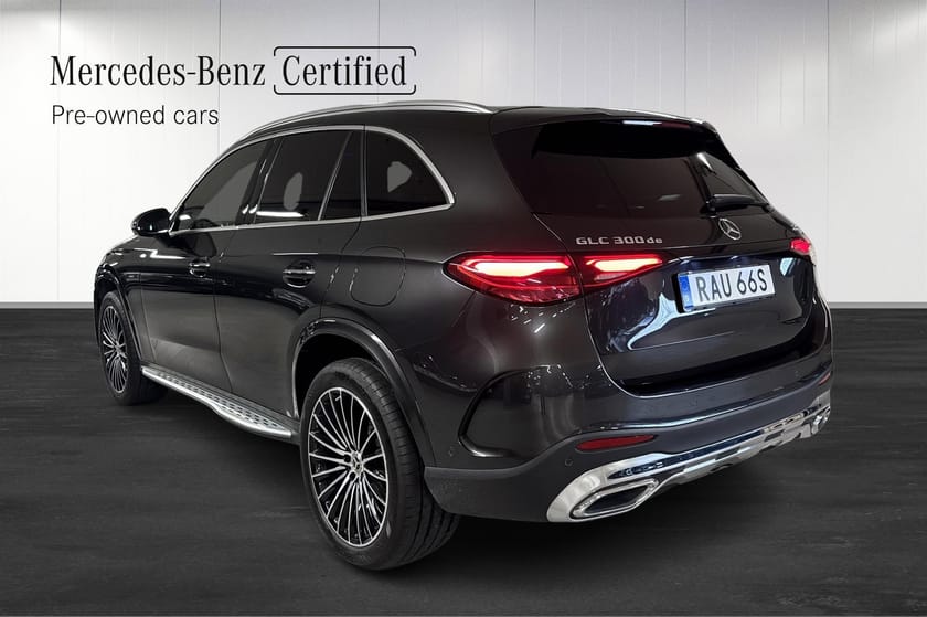 Bild 3 av Mercedes-Benz GLC 300 d e 4MATIC