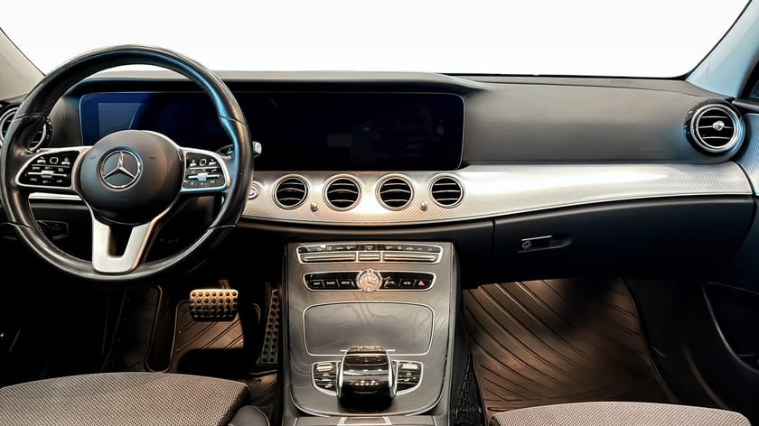 Bild 4 av Mercedes-Benz E 300 de T PLUG-IN