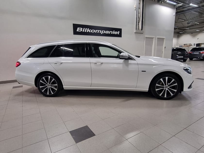 Bild 3 av Mercedes-Benz E 300 T de 4MATIC