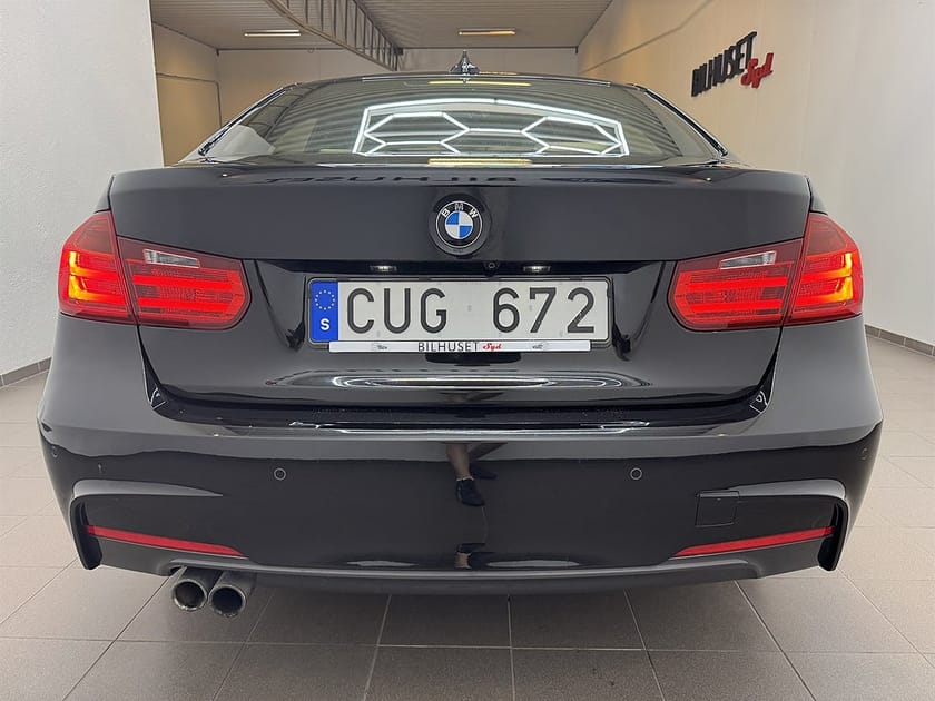 Bild 5 av BMW 328i xDrive Sedan