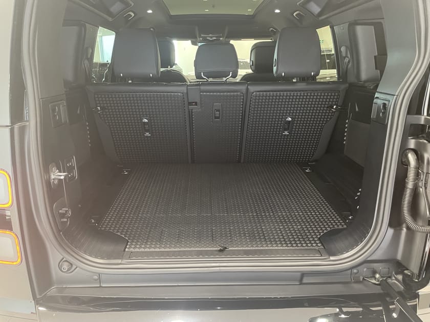 Bild 2 av Land Rover Defender 110 D350 MHEV