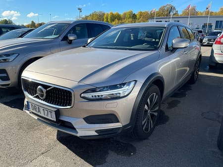 Volvo V90 Cross Country