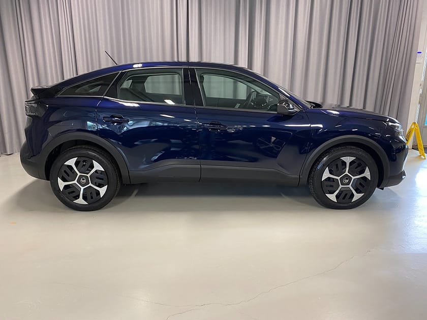 Bild 2 av Citroën C4 Hybrid 145