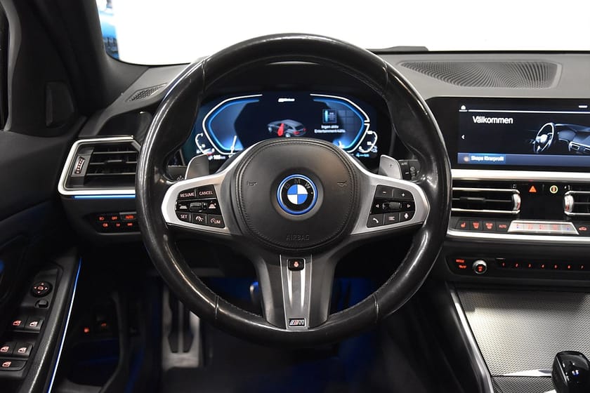 Bild 2 av BMW 330e xDrive Touring