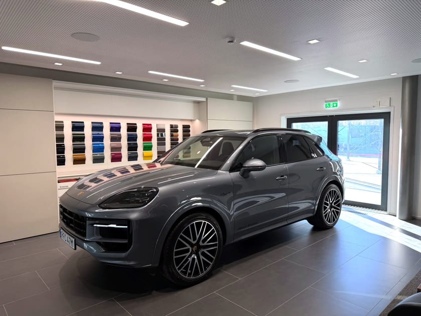 Bild 1 av Porsche Cayenne E-Hybrid