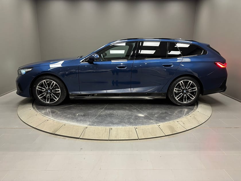 Bild 2 av BMW 530e xDrive Touring
