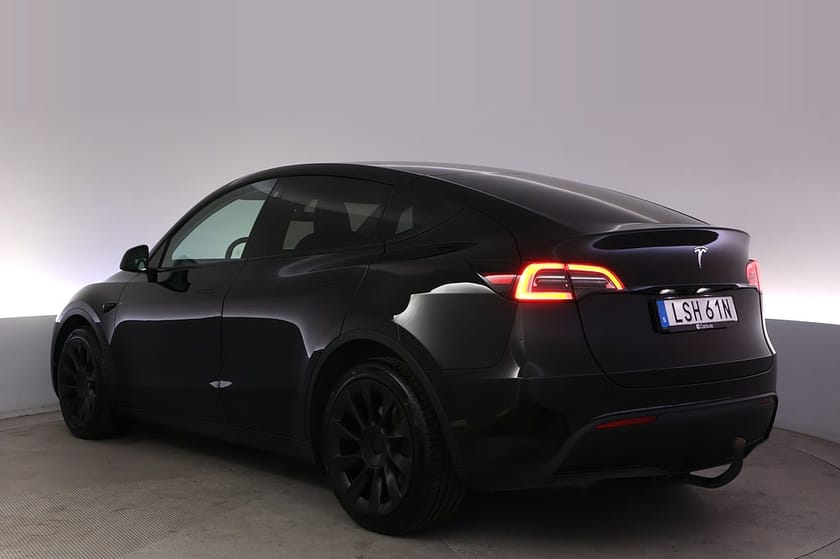 Bild 4 av Tesla Model Y Long Range AWD