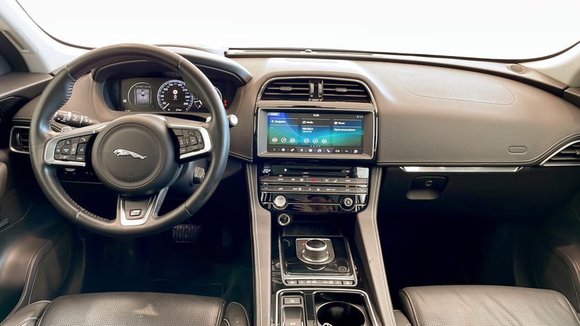 Bild 4 av Jaguar F-Pace 30d AWD